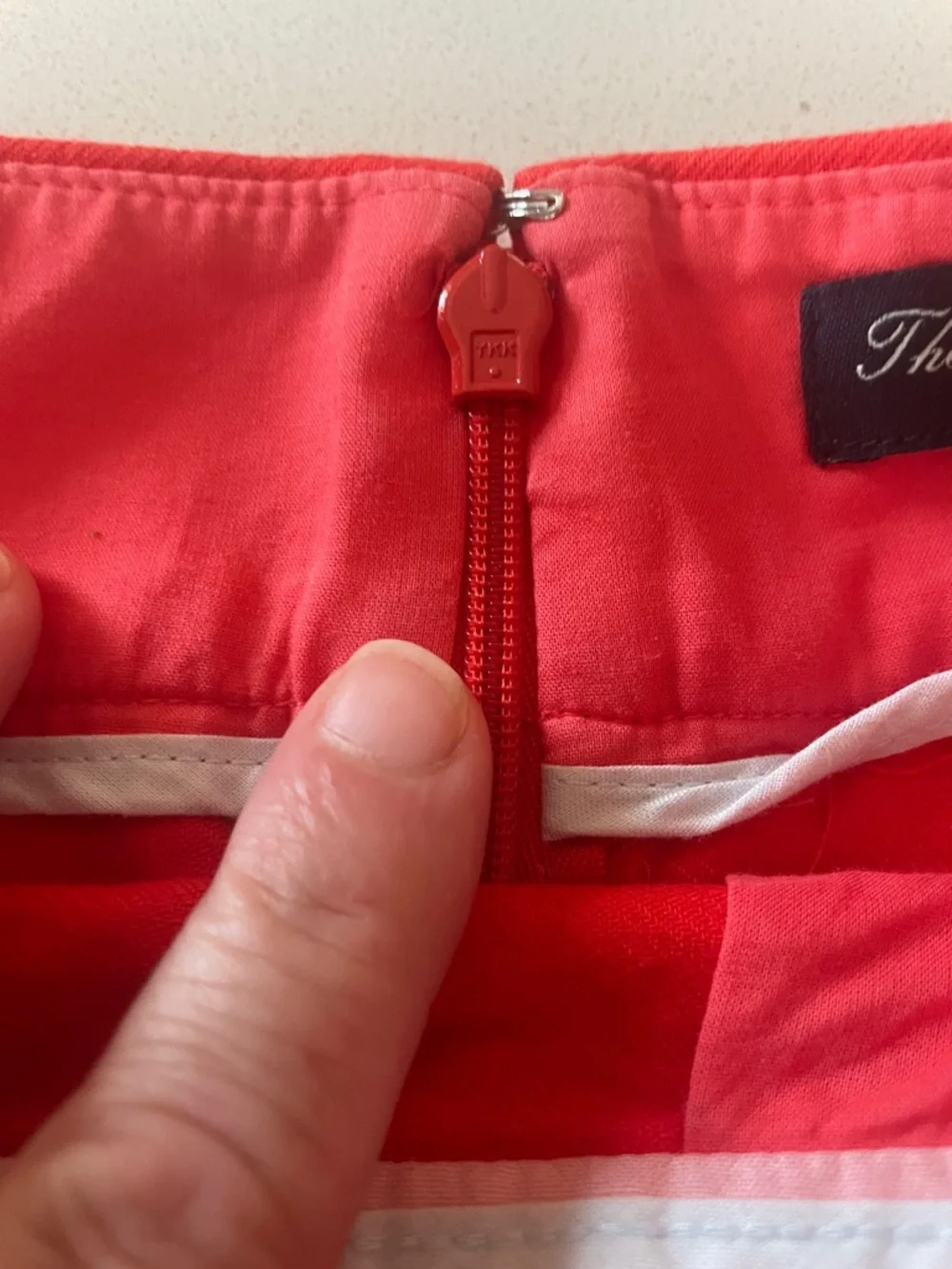 🌟SALE 🌟J. Crew The Pencil Skirt Bright Red SIZE 2